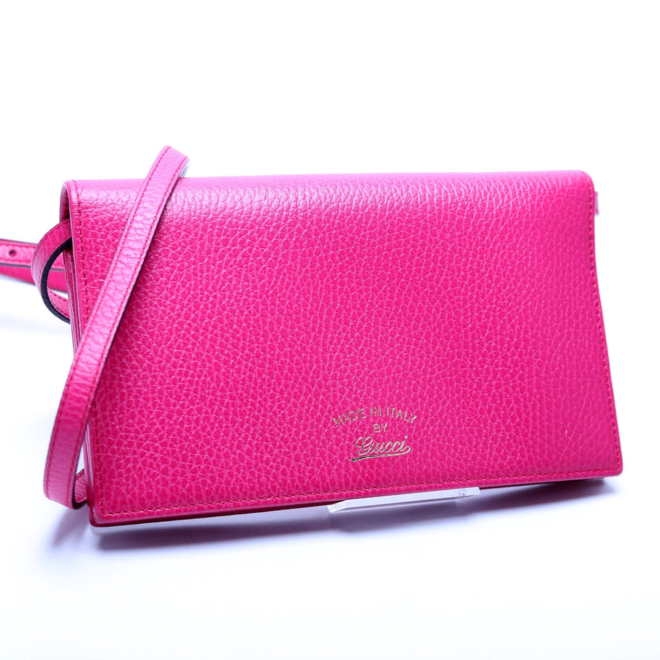 Gucci 368231 Swing Leather Strap Wallet Bag