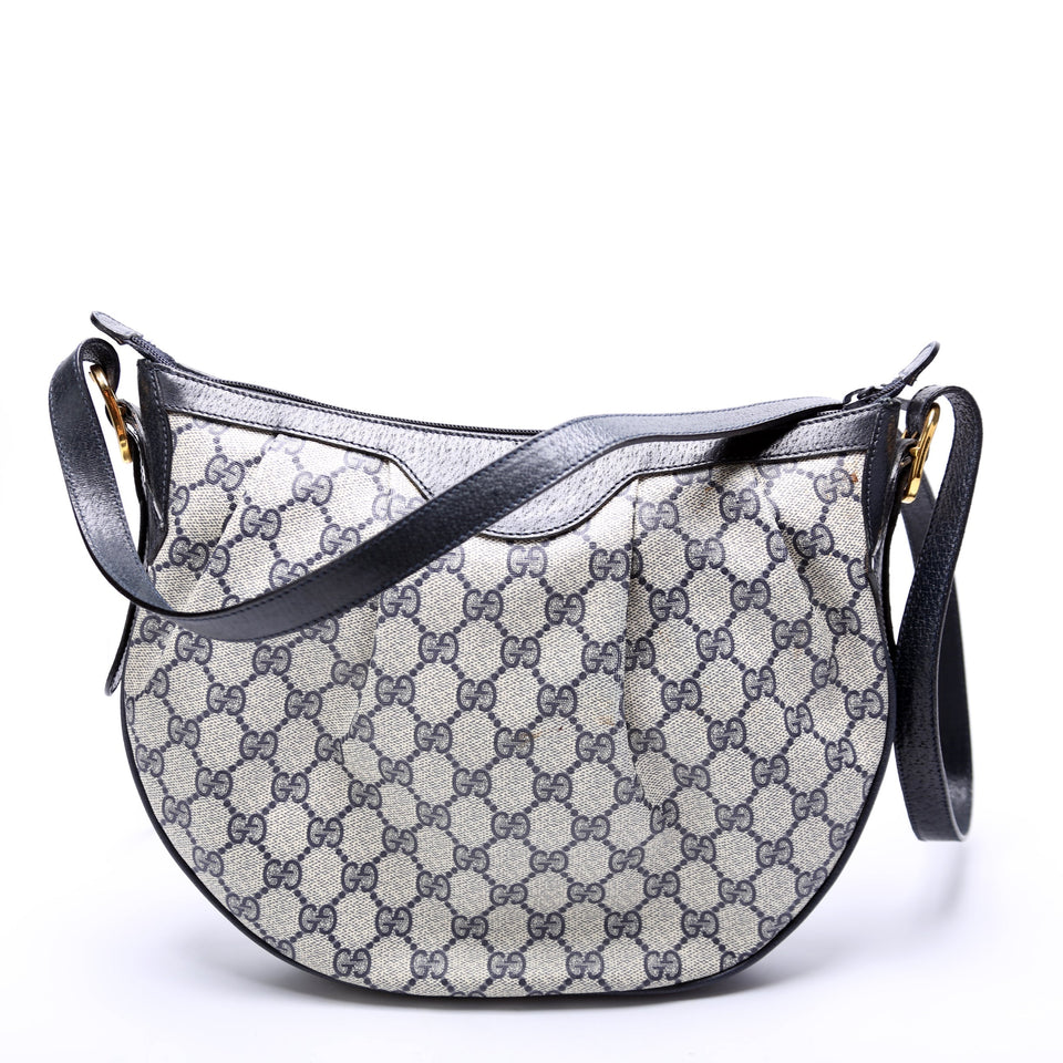 Gucci 41.02.058 GG Supreme Pleated Shoulder Vintage Bag