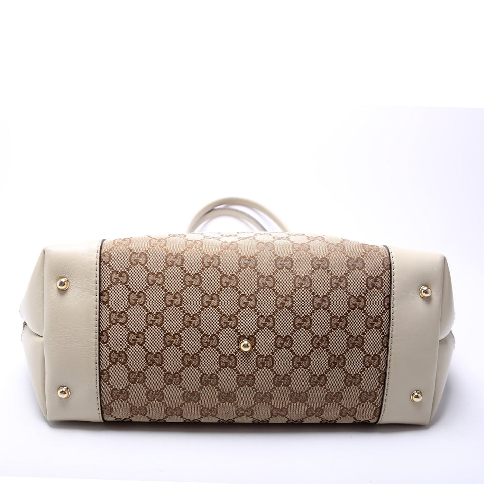 Gucci 269956 GG Canvas Heart Bit Charm Tote Bag