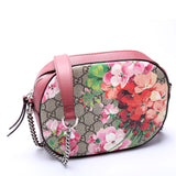 Gucci 409535 GG Supreme Blooms Mini Chain Bag