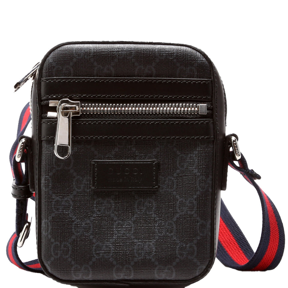 Gucci 598103 GG Supreme Messenger Bag