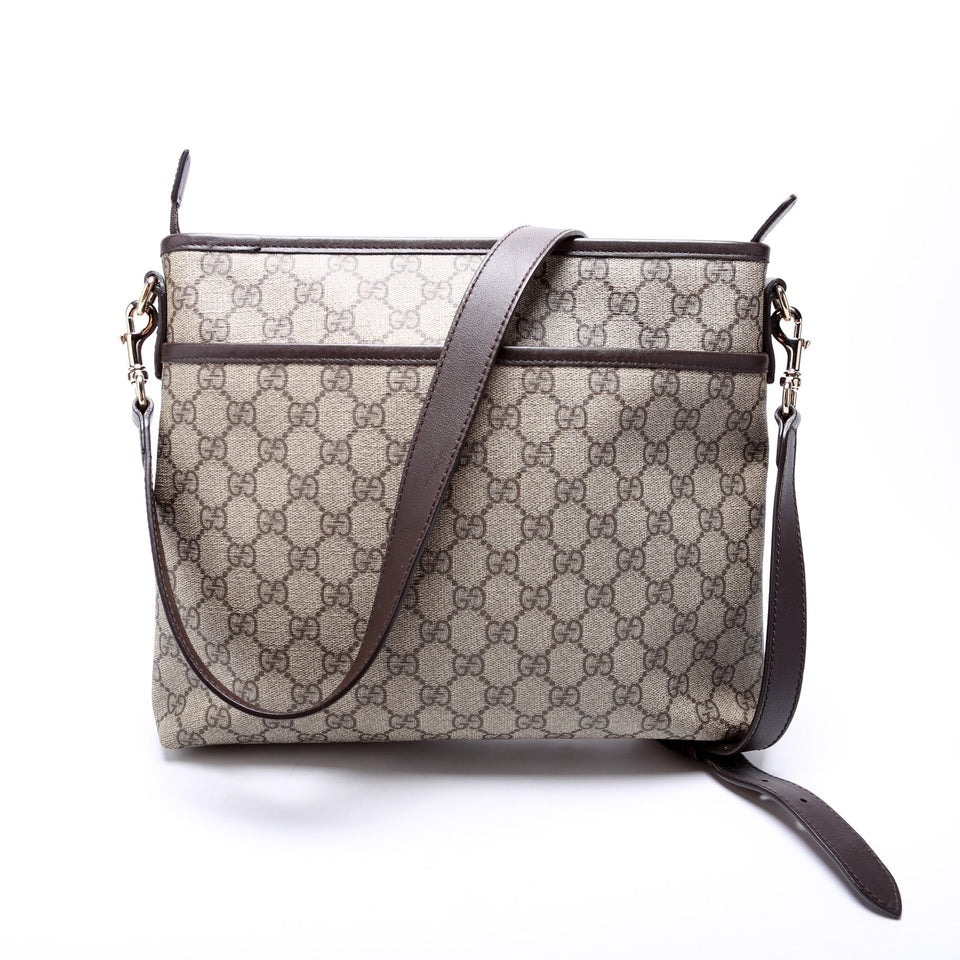 Gucci 388924 GG Supreme Crossbody (A) Bag