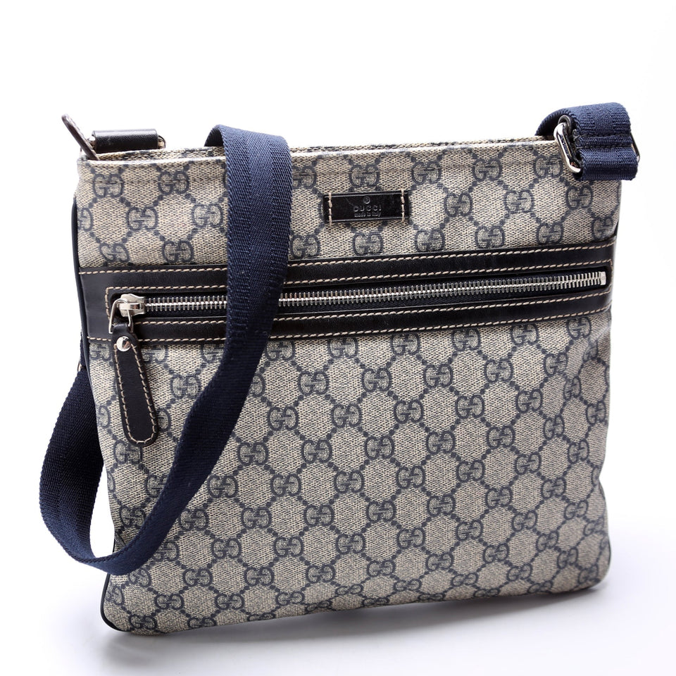 Gucci GG Supreme Flat Zip Messenger Bag