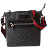 Gucci 523599 Supreme Messenger Bag