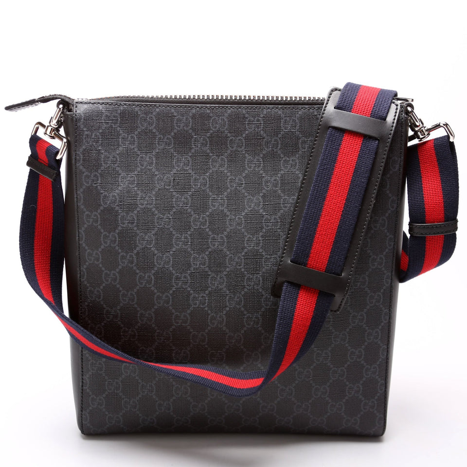 Gucci 474137 GG Supreme Messenger Black Bag