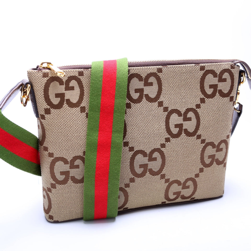 Gucci 699130 Jumbo GG Messenger Bag