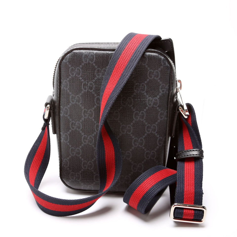 Gucci 598103 GG Supreme Messenger Black Bag
