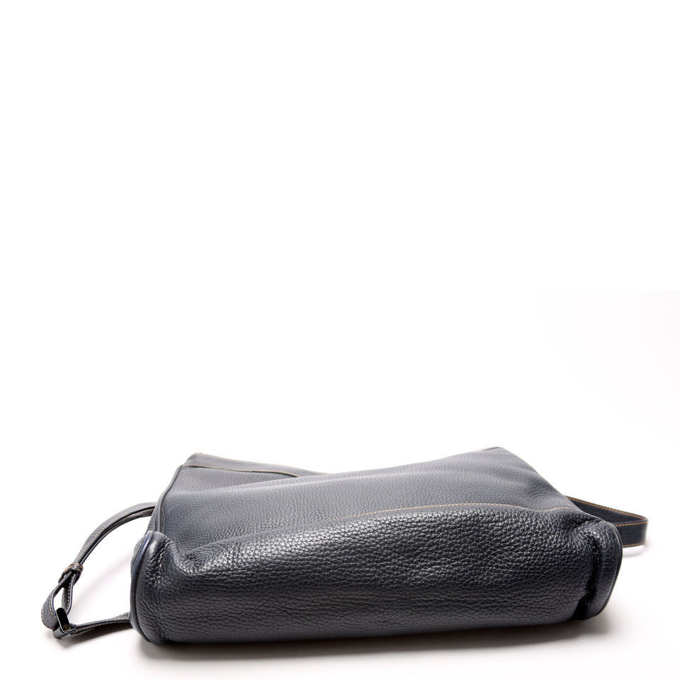Gucci 001 110 Interlocking G Calfskin Shoulder Vintage Navy Bag
