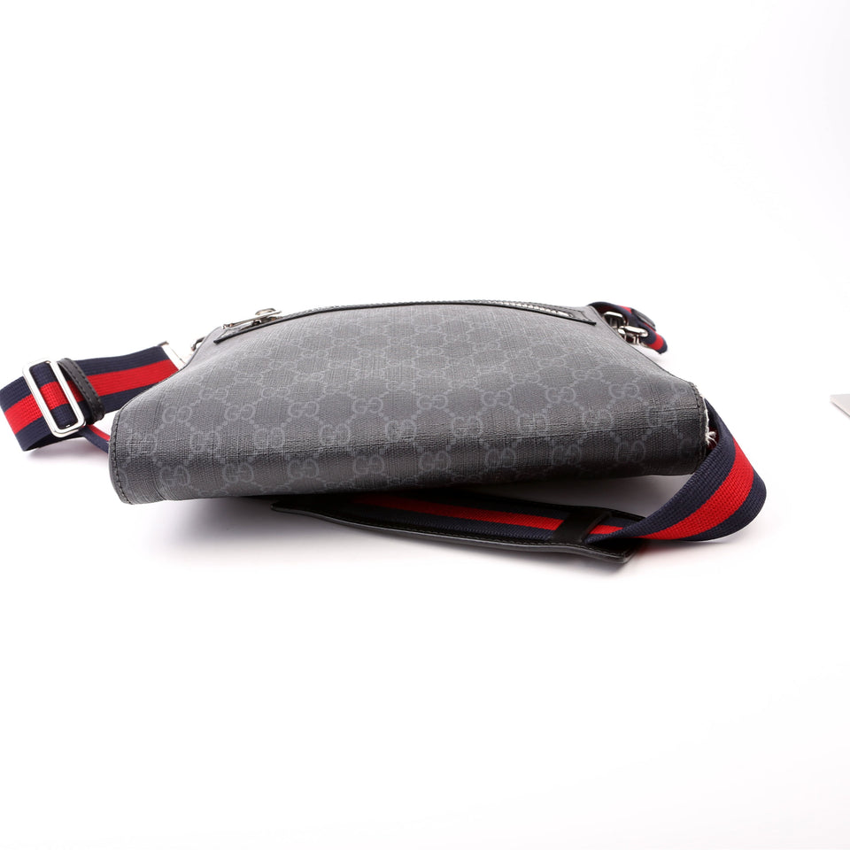 Gucci 474137 GG Supreme Messenger Black Bag