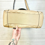 Handbag Luxury Designer By Louis Vuitton Size: Large