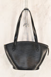 Handbag Luxury Designer By Louis Vuitton Size: Medium
