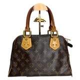 Handbag Luxury Designer By Louis Vuitton Size: Medium