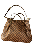 Handbag Designer By Louis Vuitton Size: Large