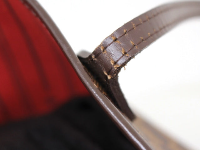 Louis Vuitton Neverfull MM Tote Bag Damier