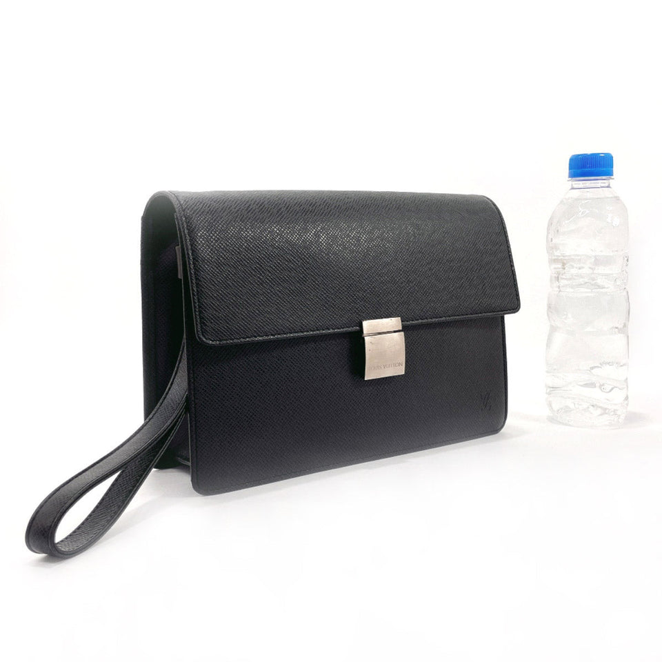 Louis Vuitton Selenga Shoulder Bag Taiga Leather Black