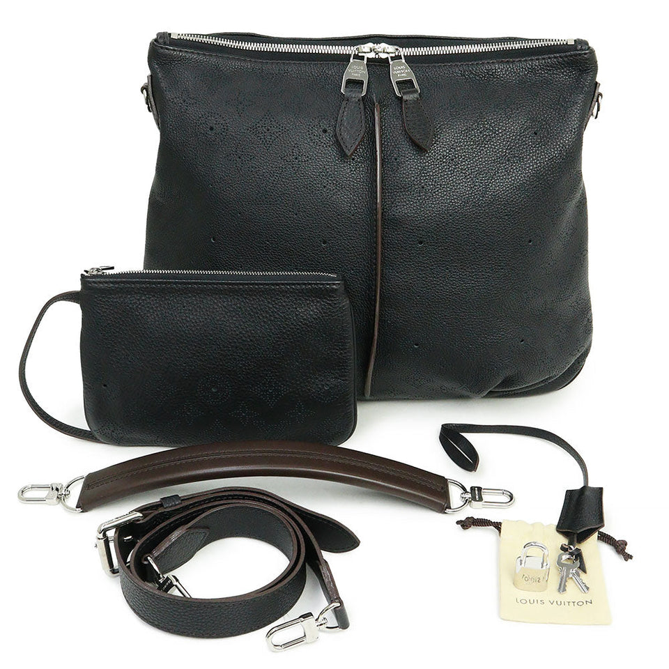 Louis Vuitton Beaubourg Hobo MM Mahina Leather Shoulder Bag Black