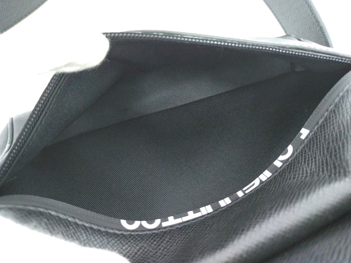 Louis Vuitton Taiga Ardoise Messenger PM Shoulder Bag