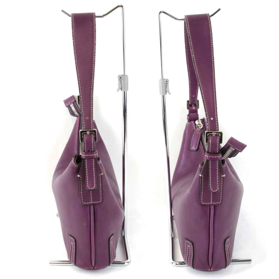 Burberry Purple Leather Shoulder Bag ( )