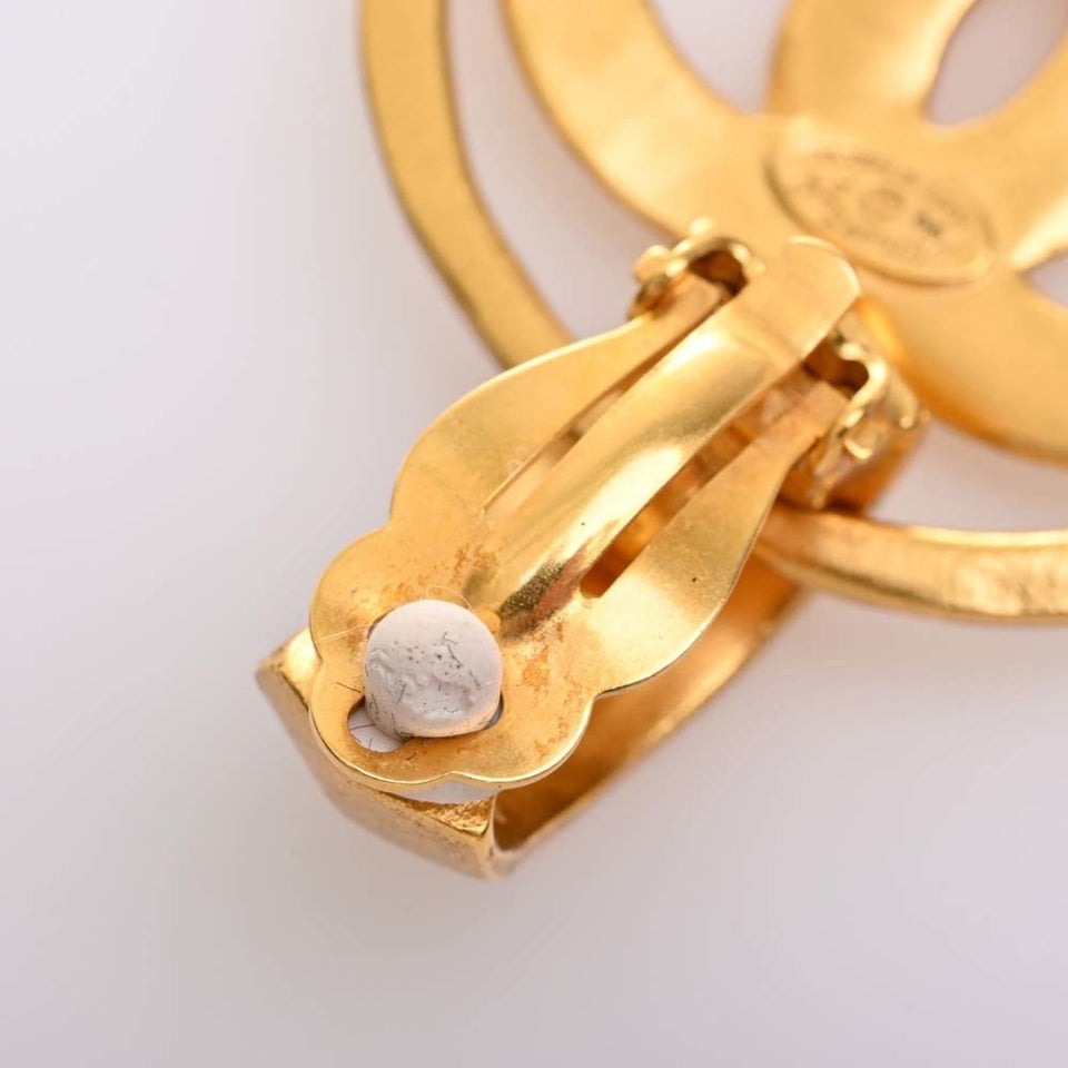 Chanel Cocomark Gold Circle Clip Earrings – Bags Junction
