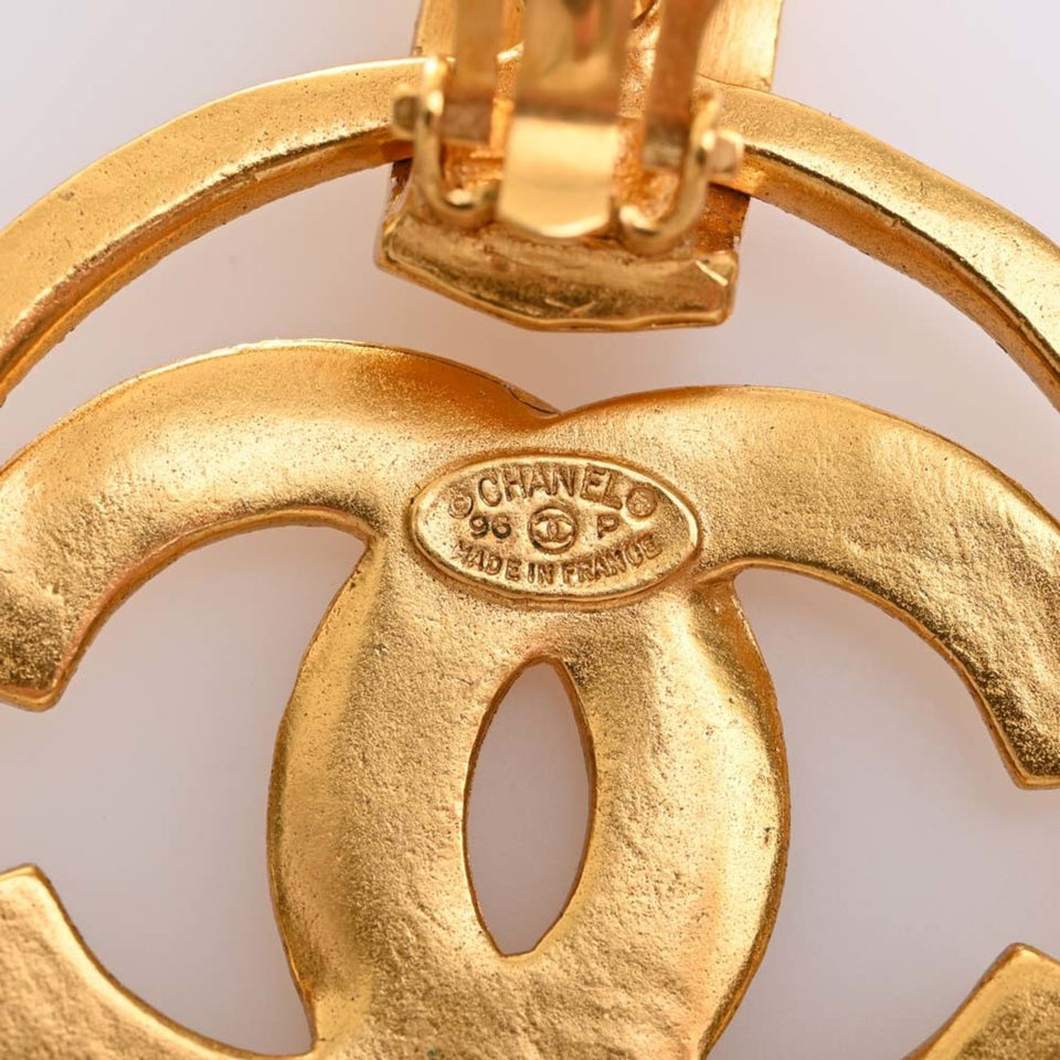 Chanel Cocomark Gold Circle Clip Earrings – Bags Junction