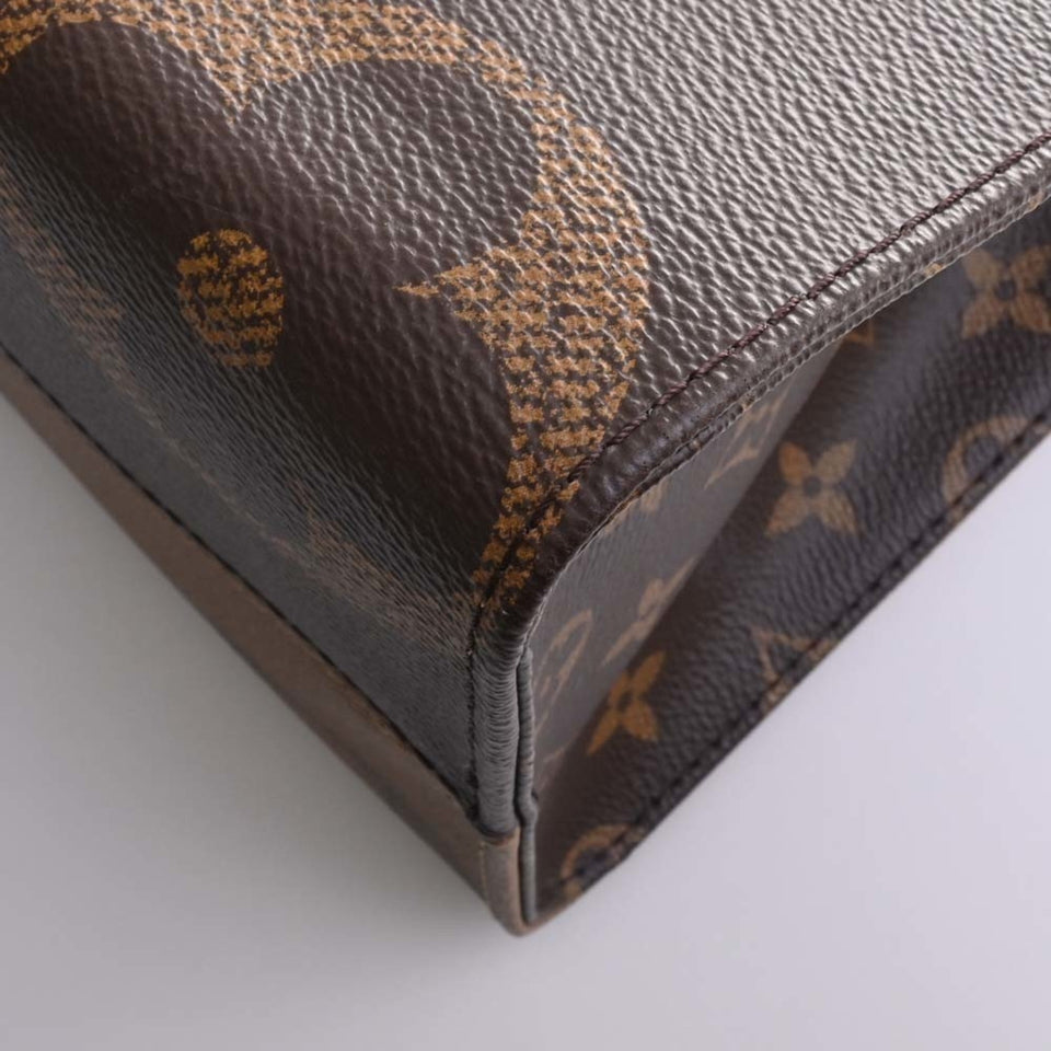 Louis Vuitton Monogram Giant Reverse On the Go MM Handbag Brown Women's