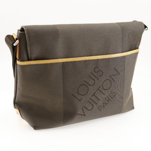 Louis Vuitton Roux Shoulder Bag Damier Jean Canvas Tail Made in Brown Crossbody 2way A4 Flap Men's
