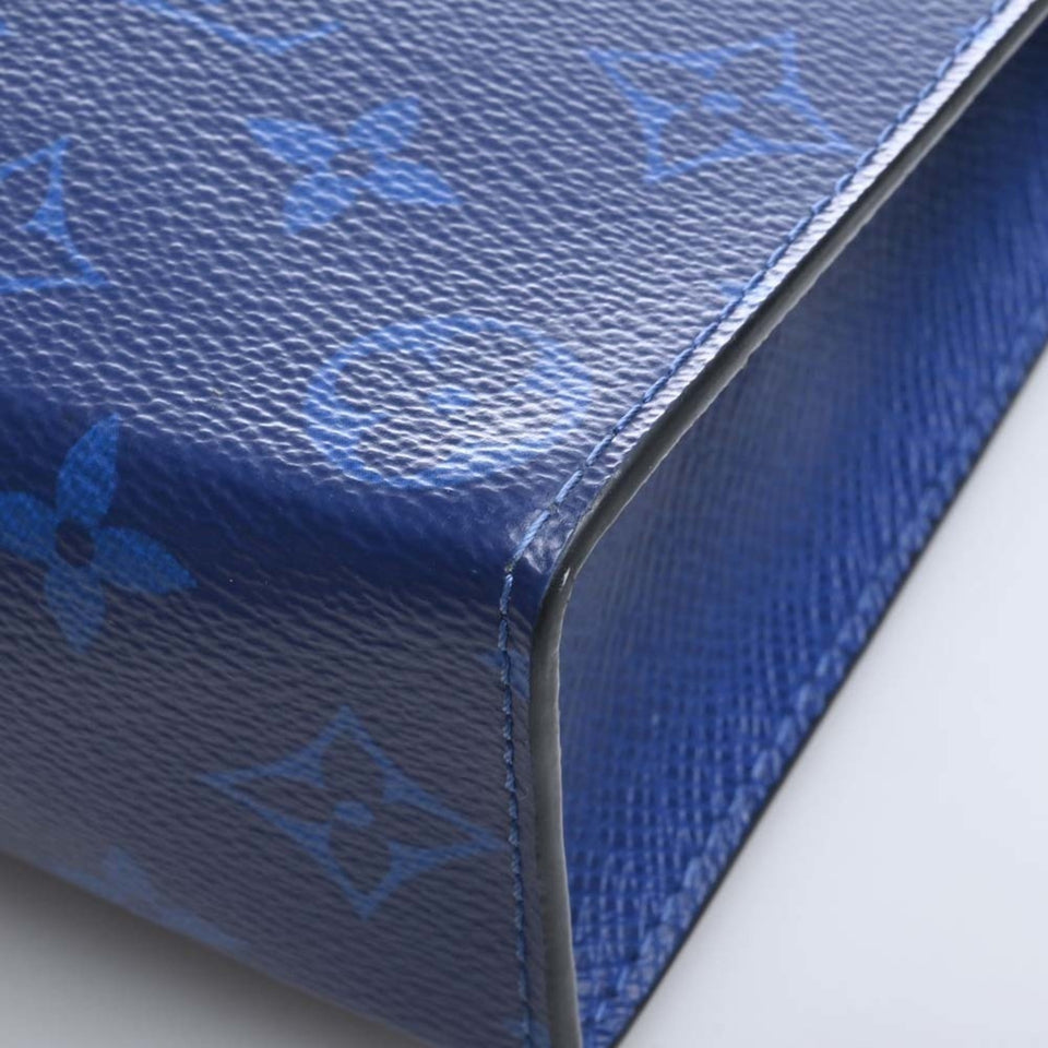 Louis Vuitton Eclipse Taigarama Pochette Voyage MM Clutch Bag Second Blue Men's