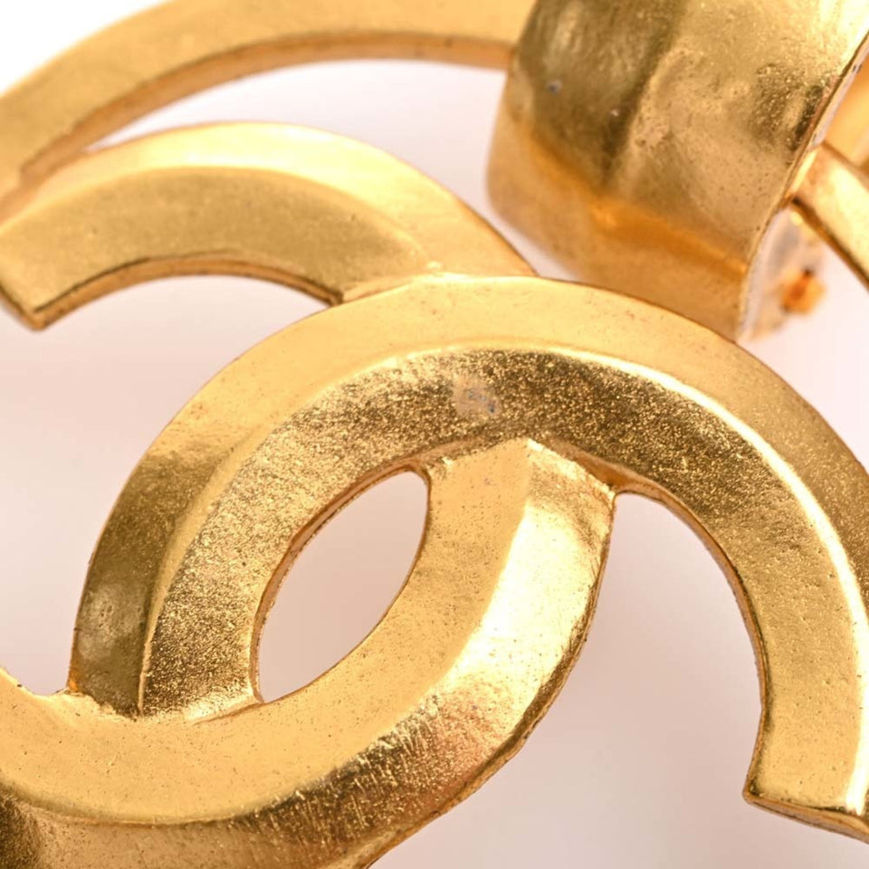 Chanel Cocomark Gold Circle Clip Earrings – Bags Junction