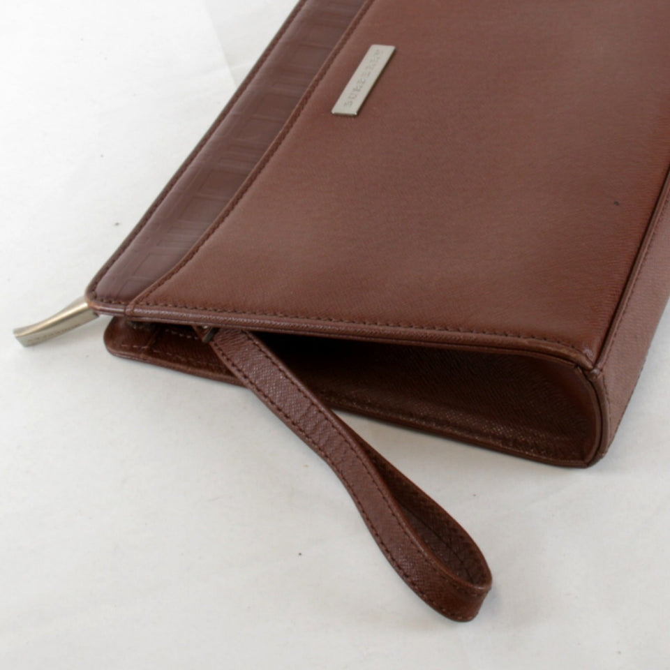 Burberry Brown Leather Clutch Bag ( )