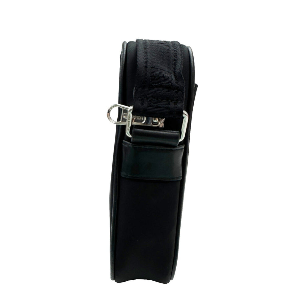 Burberry Black Nylon Shoulder Bag ( )