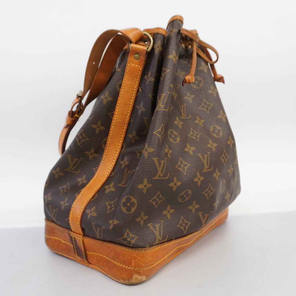 Louis VuittonAuth Monogram Noe Women's Shoulder Bag