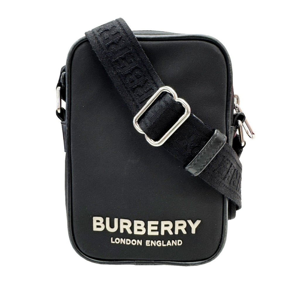 Burberry Black Nylon Shoulder Bag ( )