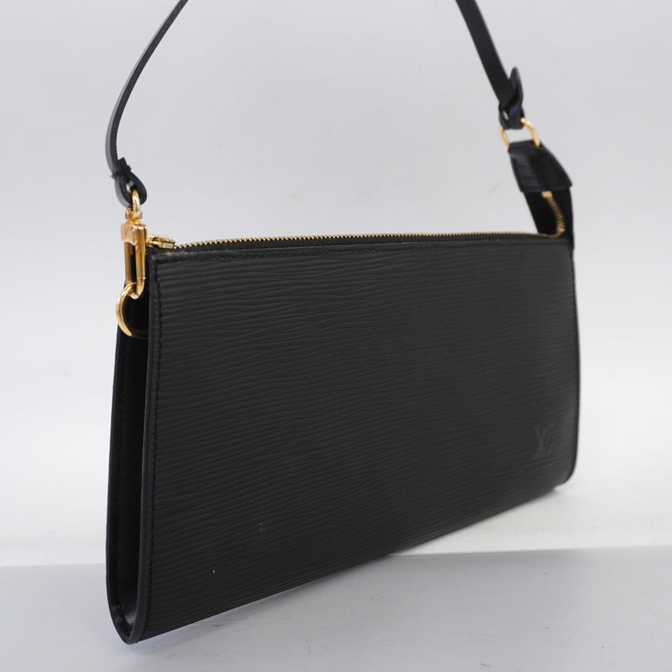 Louis VuittonAuth Epi Pochette Accessoir Women's Pouch Noir Clutch