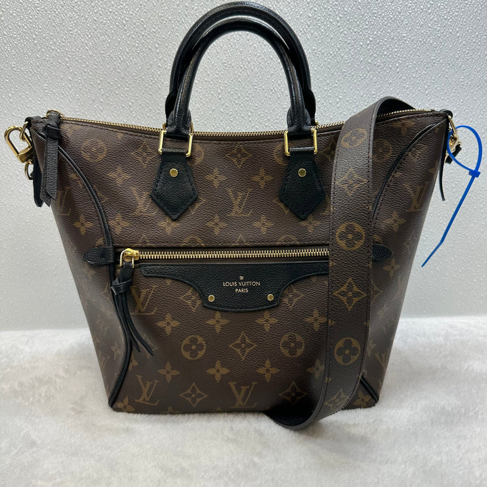 Handbag Designer By Louis Vuitton Size: Large
