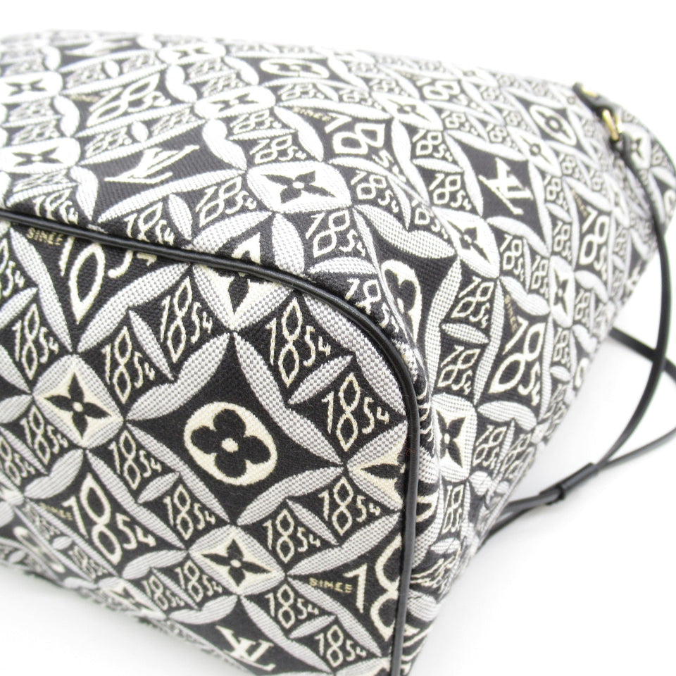 Louis Vuitton Neverfull MM Tote Bag Canvas Monogram Jacquard