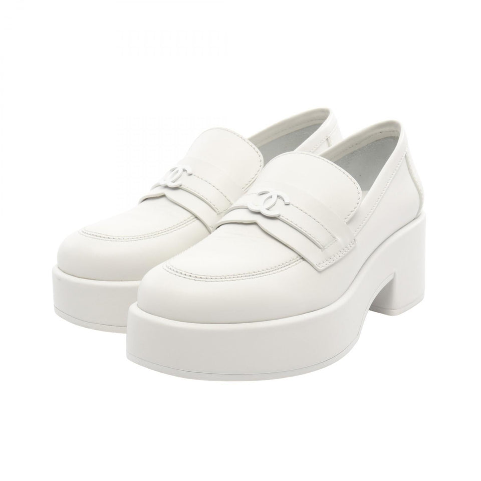 Chanel Coco Mark Leather Loafers