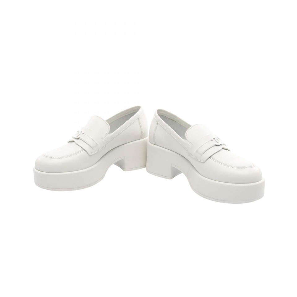 Chanel Coco Mark Leather Loafers