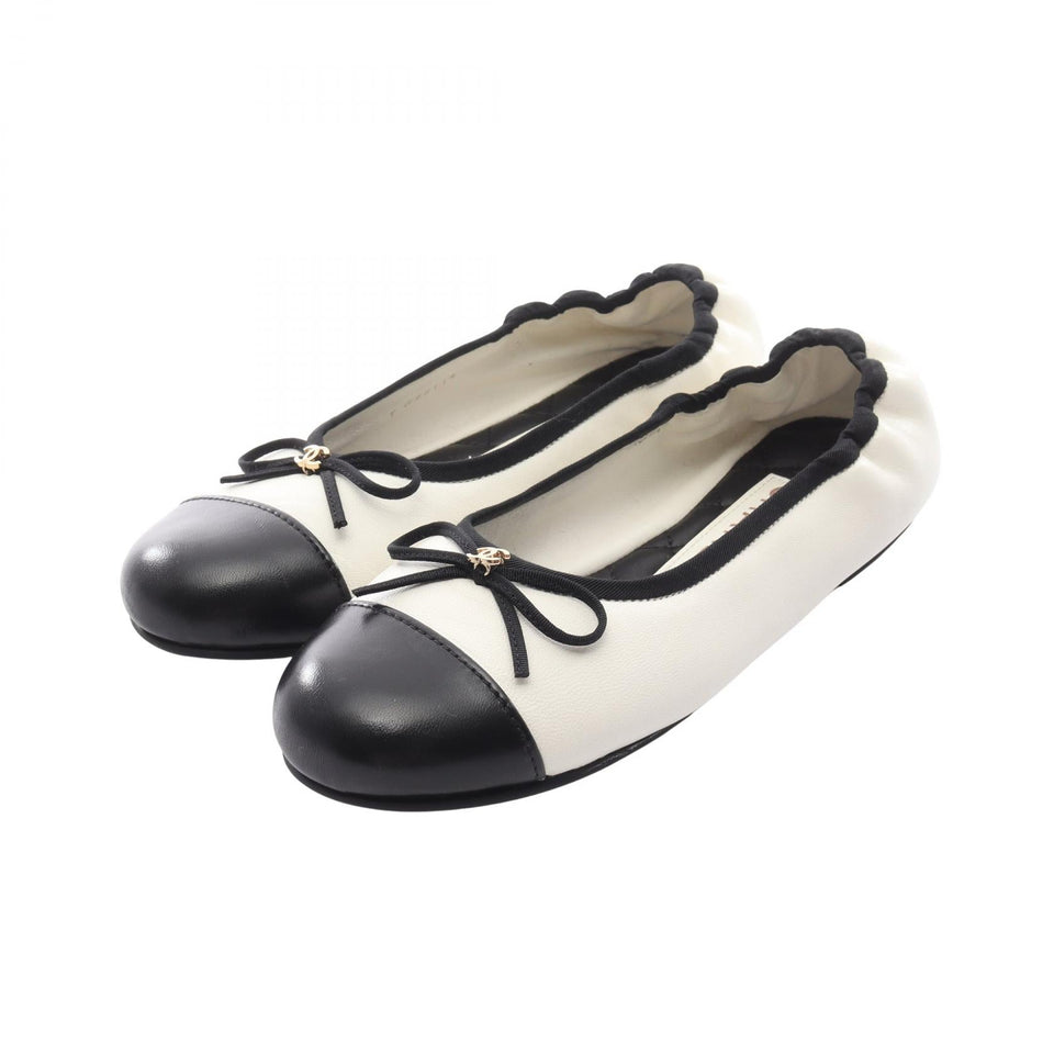 Chanel Coco Mark Calfskin Pumps