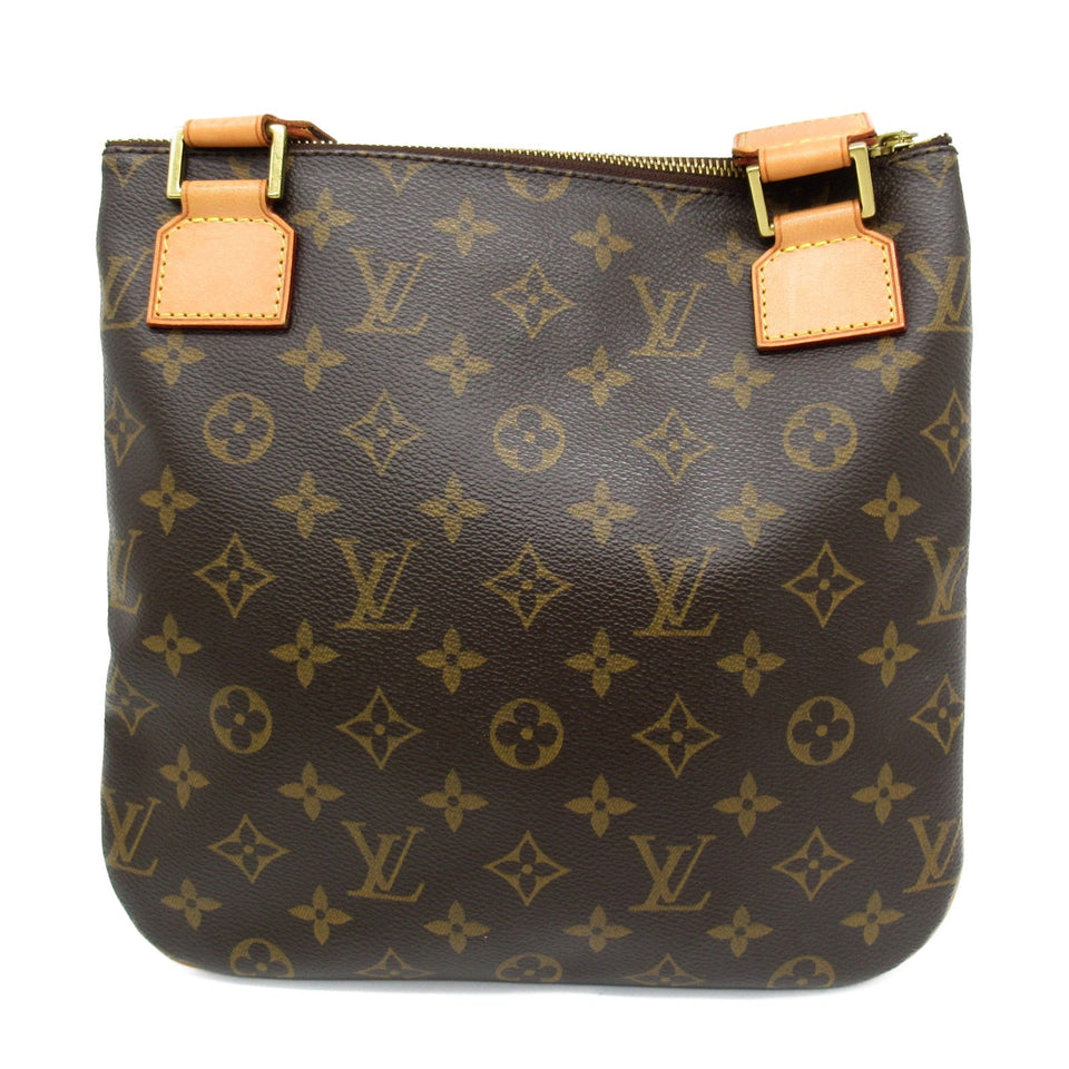 Louis Vuitton Pochette Bosphore Batignolles Shoulder Bag Canvas Monogram