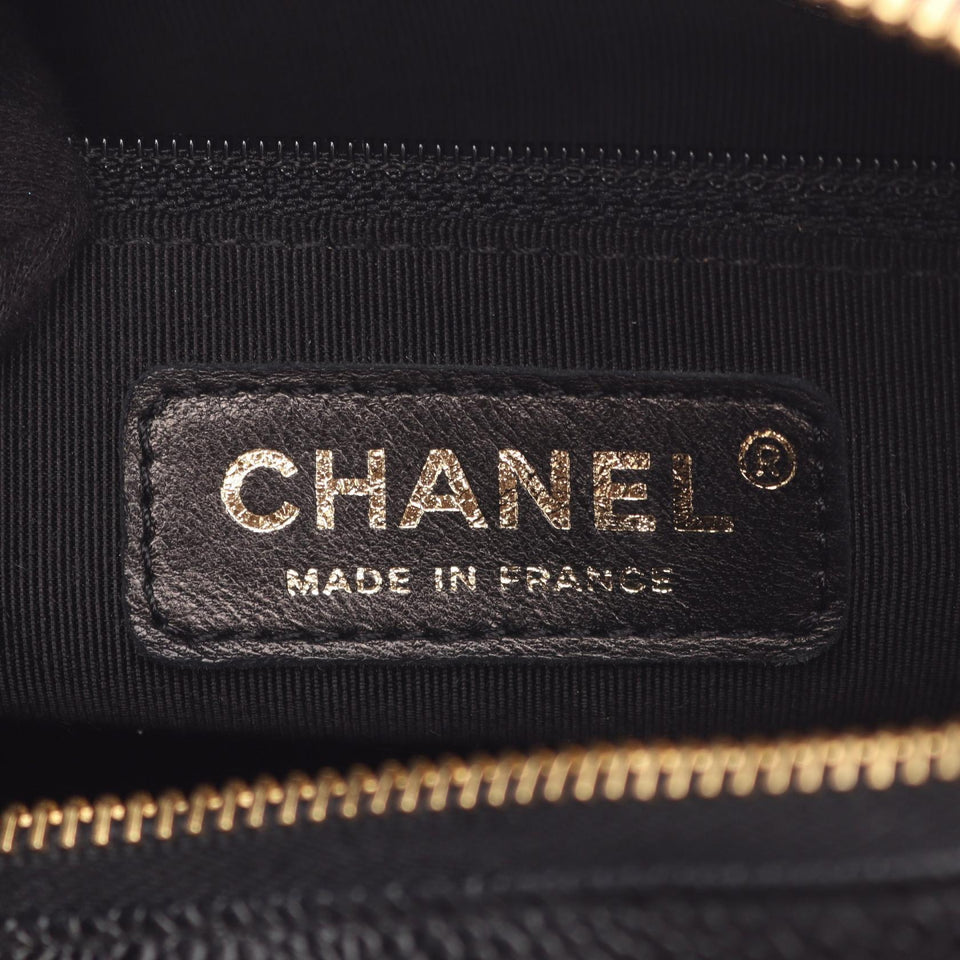 Chanel Matelasse Calf Shoulder Bag