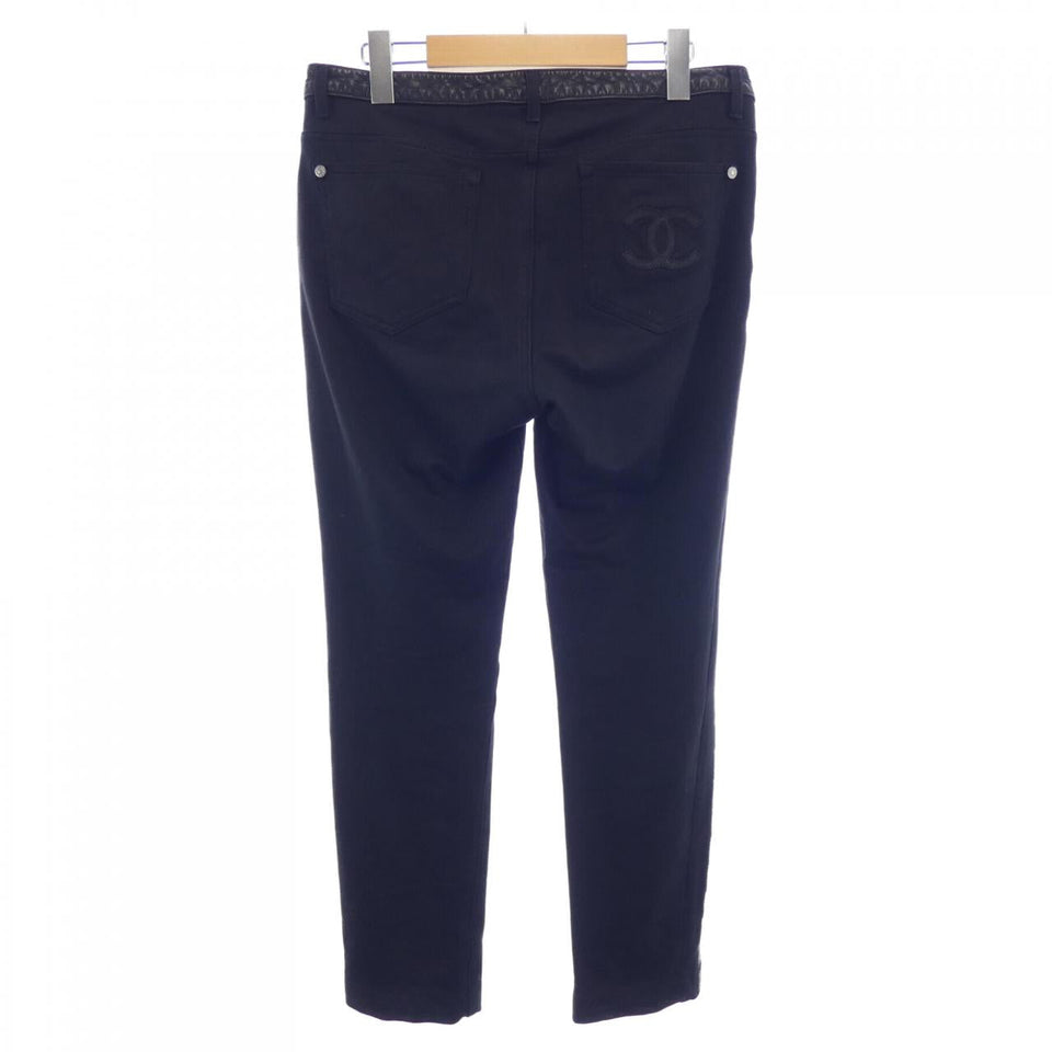 Chanel P41574V30398 Pants