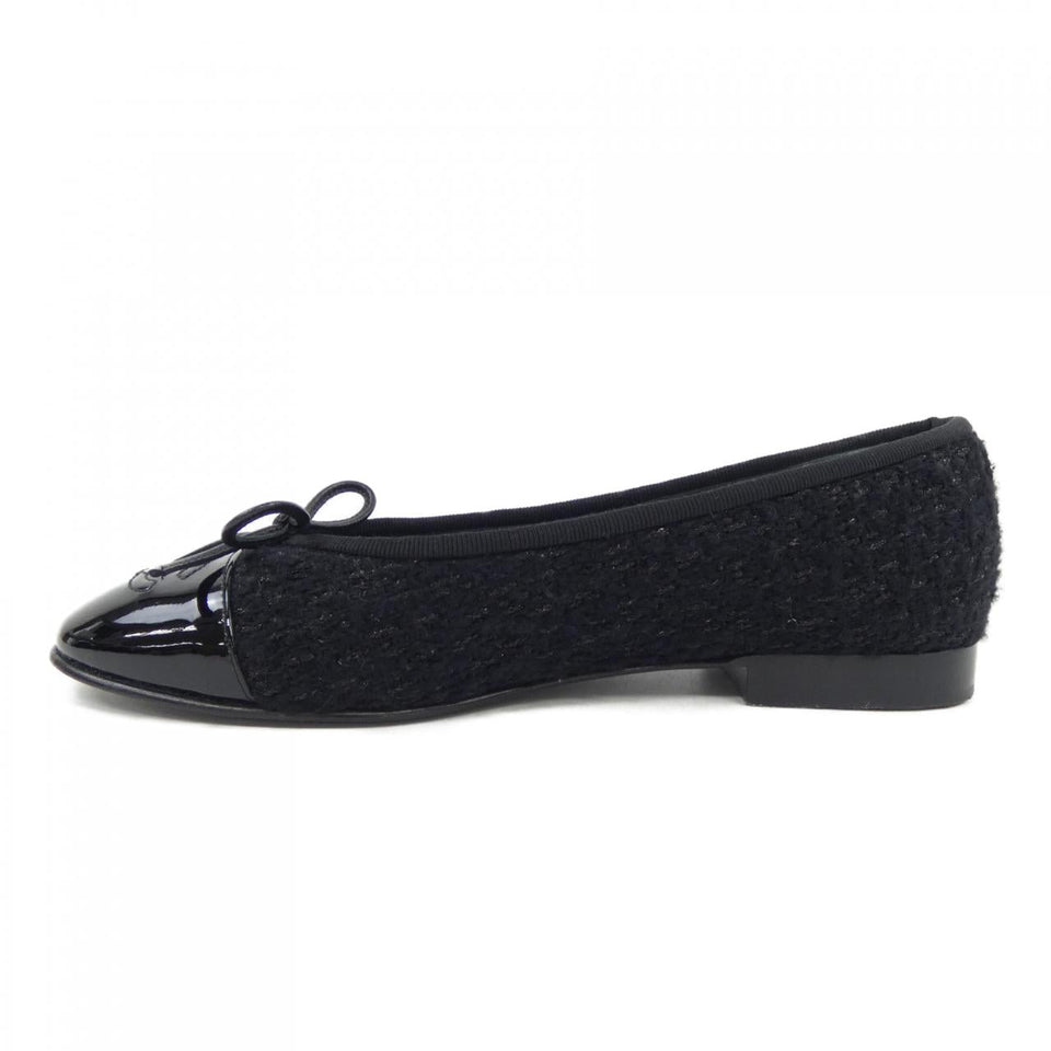 Chanel Ballerina Tweed Patented Calfskin Flats