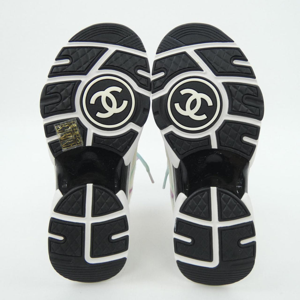 Chanel G34360Y54482 Fabric & Suede Calfskin Sneakers
