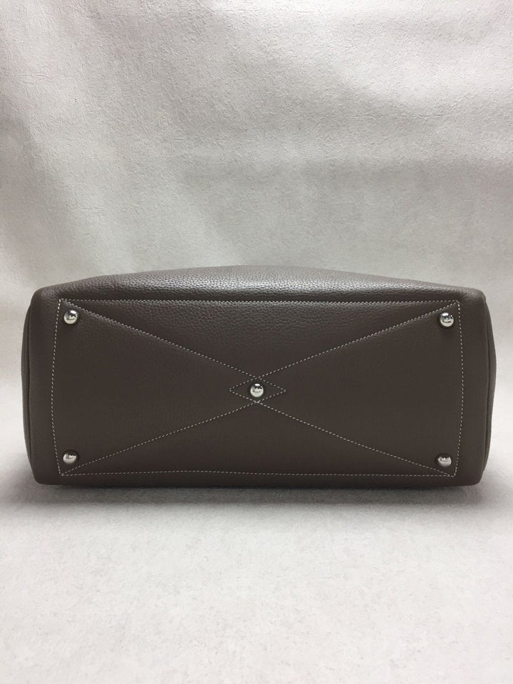 Hermes Victoria Leather Tourillon Clemence Handbag