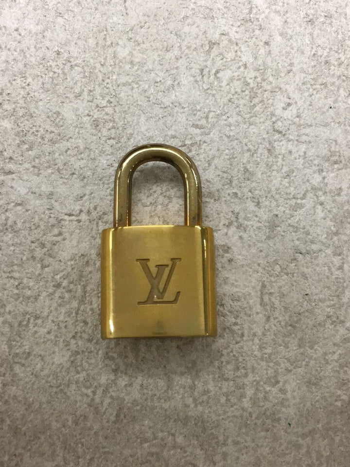 Louis Vuitton Deauville Monogram Brown PVC Overall Pattern