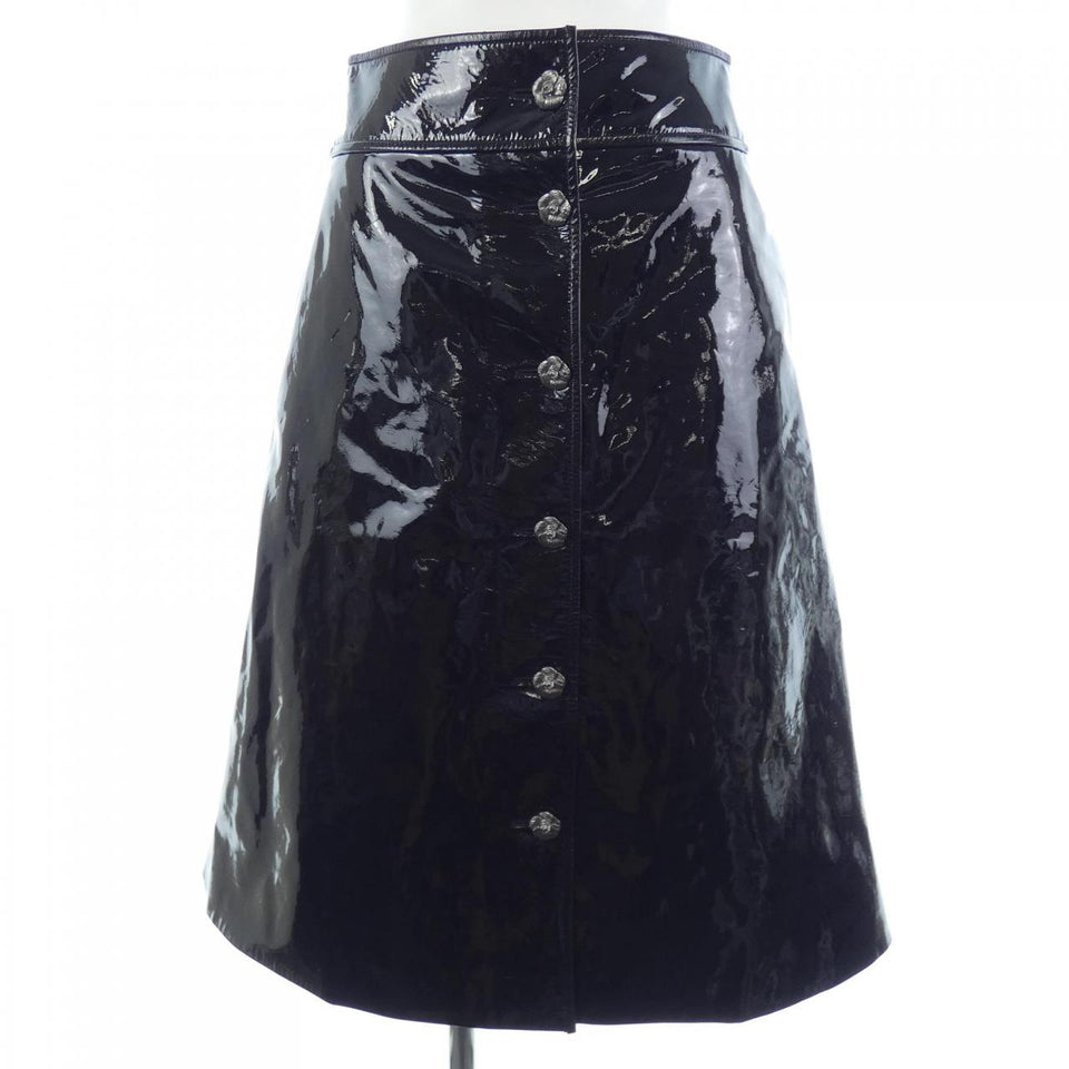 Chanel P75932C67706 Patent Lambskin Skirt