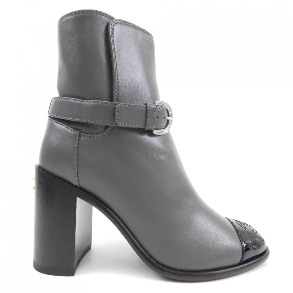 Chanel G38064Y56105 Lambskin Patent Calfskin Boots