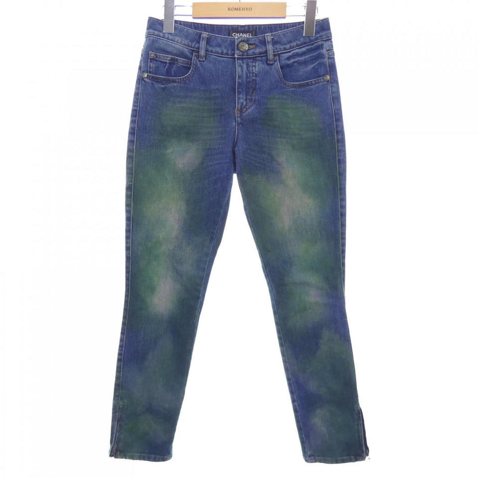 Chanel P55667V42007 Jeans