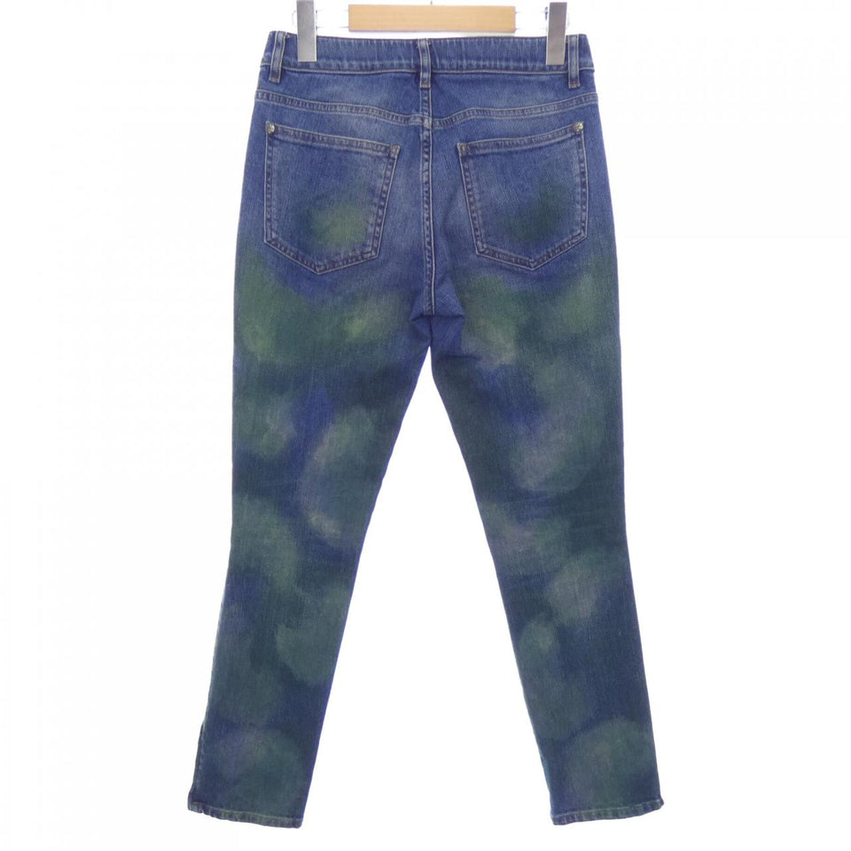 Chanel P55667V42007 Jeans