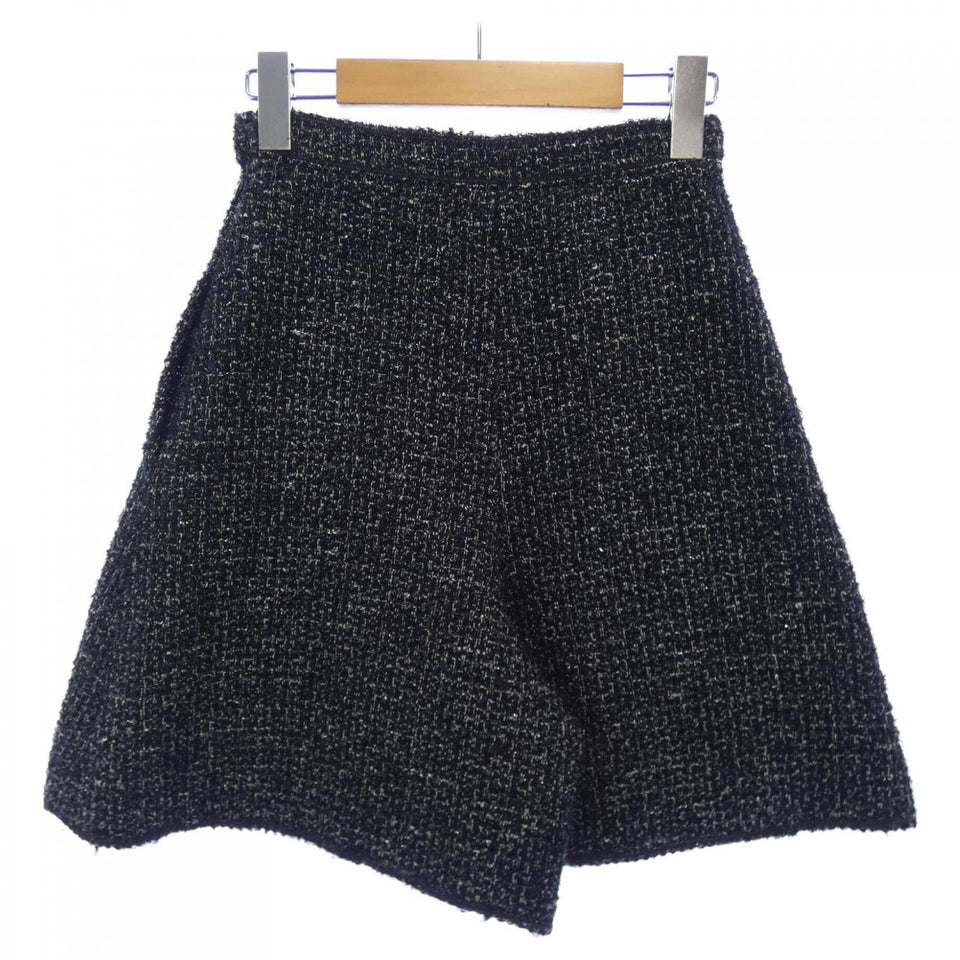 Chanel P47048V34944 Shorts
